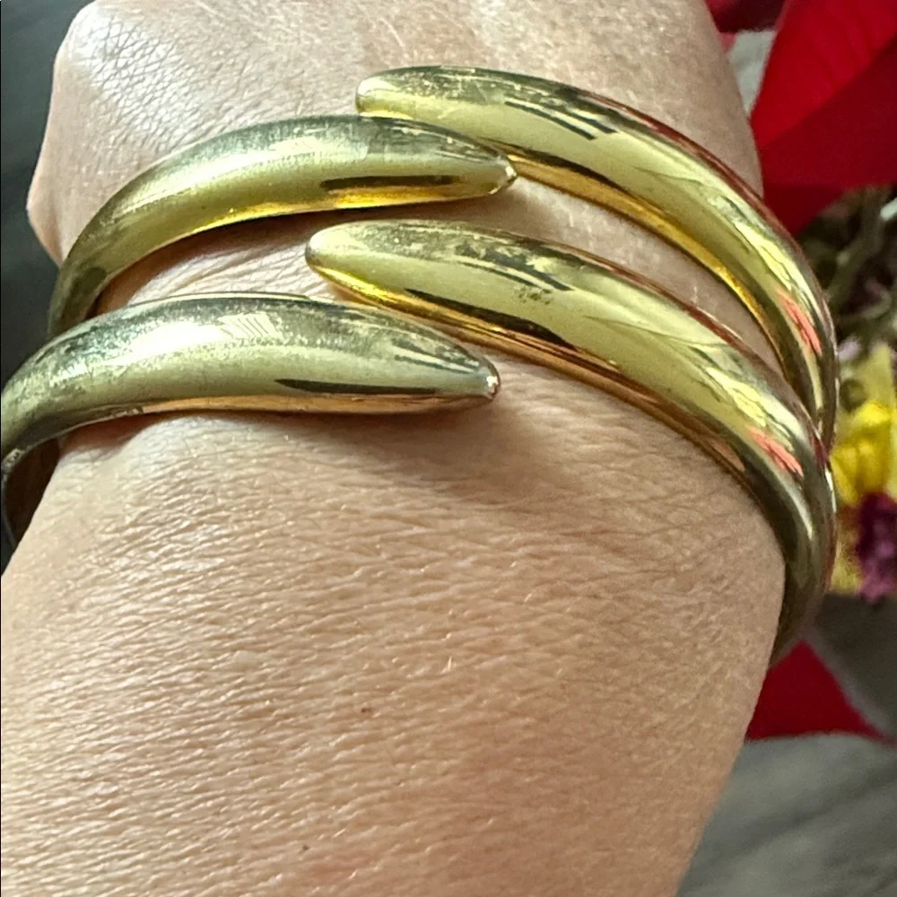 Elegant Gold Cuff Bracelet